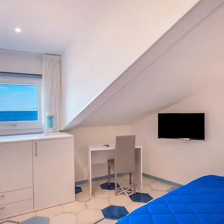 Caruso Sea View 4* Sorrento