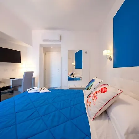 Casa de hóspedes Caruso Sea View 4*