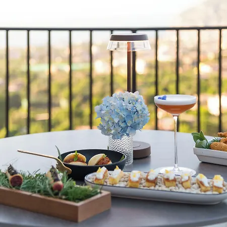 Caruso Sea View Penzion 4*