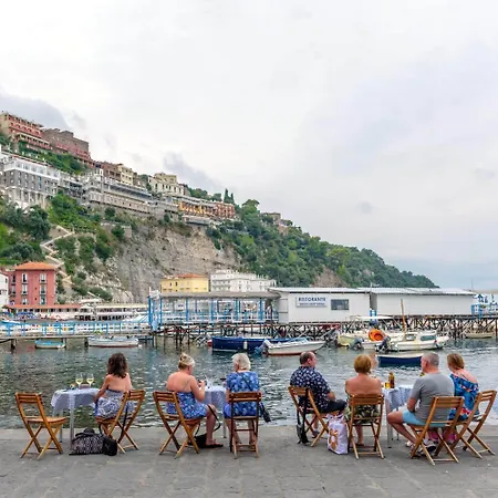 Caruso Sea View Pensión