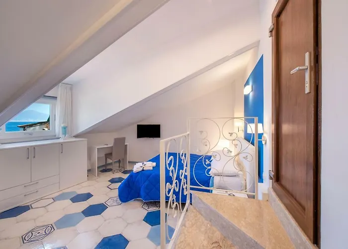 Caruso Sea View Guest house