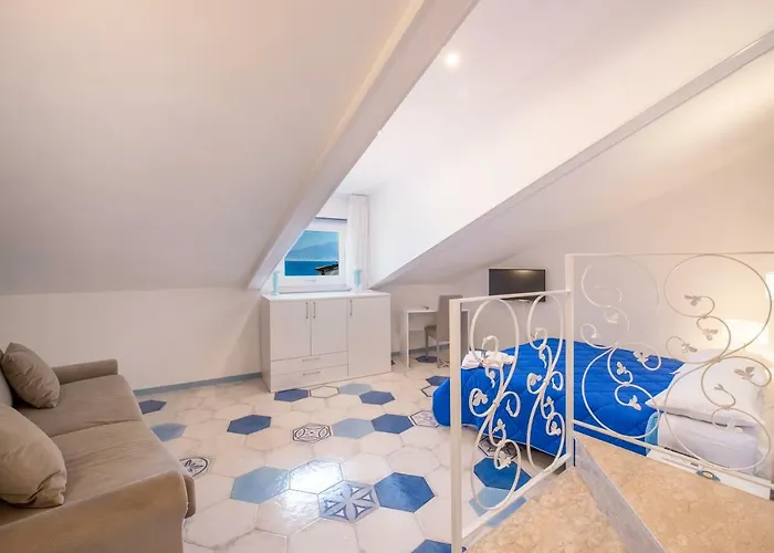 Guest house Caruso Sea View