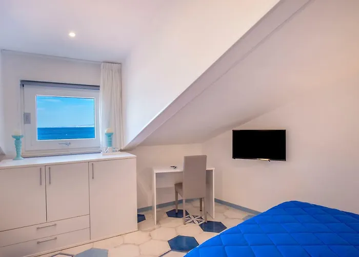 Caruso Sea View 4* Sorrento