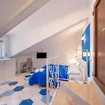Caruso Sea View 3*