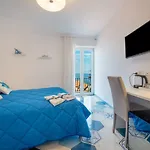 Caruso Sea View 3*
