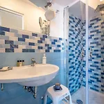 Caruso Sea View 3*