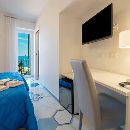 Caruso Sea View Gæstehus